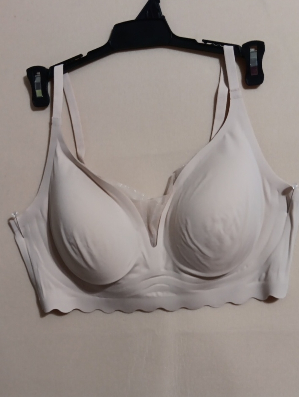 athletica Light Nude Seamless Molded Bra with Scalloped Band
